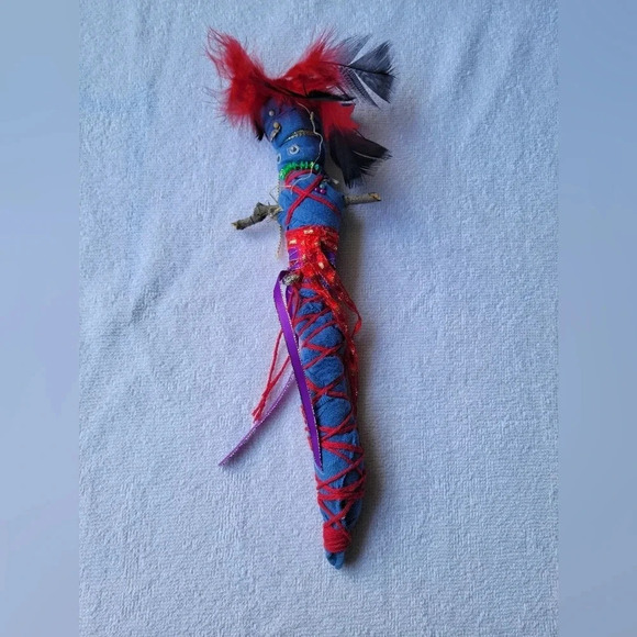 Homemade Doll with red feathers and googly eyes - Picture 3 of 10